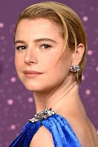 Jessie Buckley photo