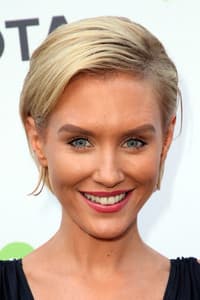 Nicky Whelan photo