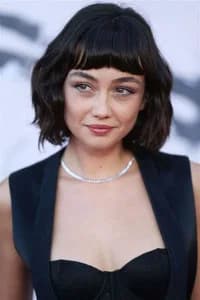 Sydney Chandler photo