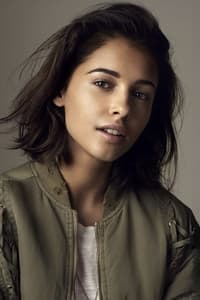 Naomi Scott photo
