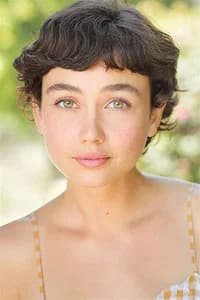 Sydney Chandler photo