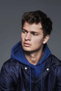 Ansel Elgort photo
