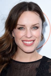 Jessica McNamee photo