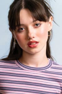 Violet McGraw photo