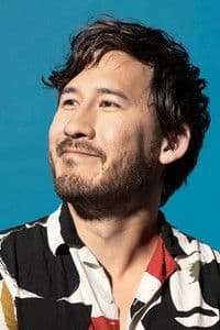 Mark Fischbach photo