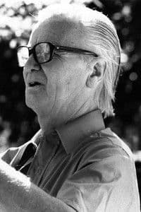 J. Lee Thompson photo