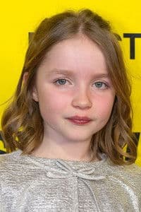 Scarlett Holmes photo