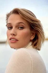 Thea Sofie Loch Næss photo