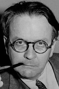 Raymond Chandler photo