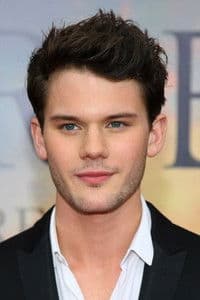 Jeremy Irvine photo