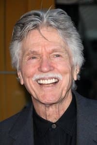 Tom Skerritt photo