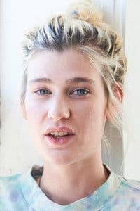 Grace Glowicki photo