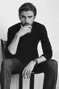 Dan Stevens photo