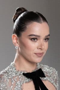 Hailee Steinfeld photo