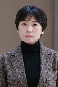 Lee Kyoung-mi photo