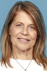 Linda Hamilton photo