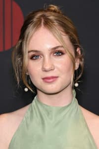 Ariel Donoghue photo