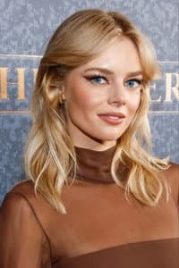 Samara Weaving photo