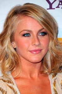 Julianne Hough photo