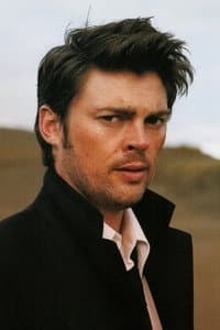 Karl Urban photo