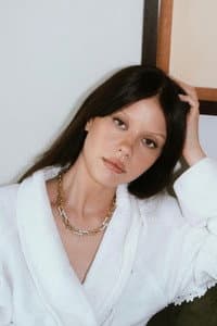 Mia Goth photo