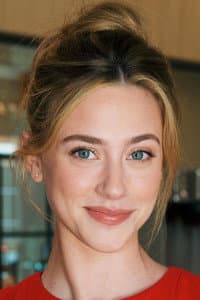 Lili Reinhart photo