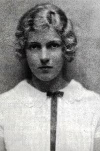 Dorothy Farnum photo