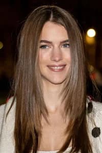 Chloe East photo