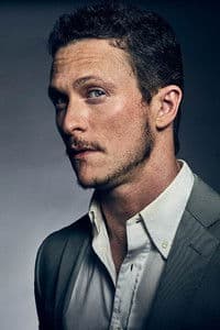 Jonathan Tucker photo