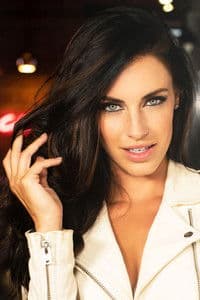 Jessica Lowndes photo