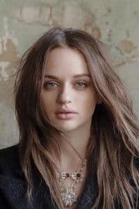 Joey King photo