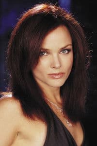 Dina Meyer photo