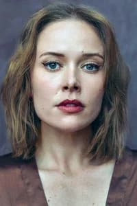 Amelia Eve photo