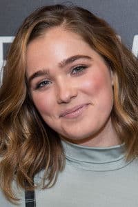 Haley Lu Richardson photo