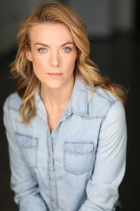 Rhiannon Roberts photo