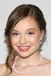 Zoe Colletti photo
