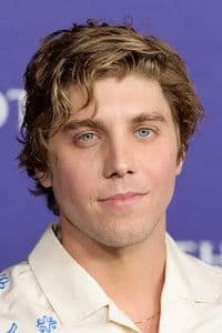 Lukas Gage photo
