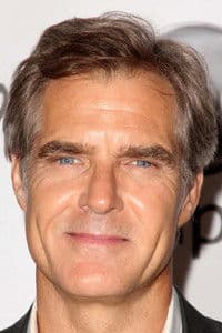 Henry Czerny photo