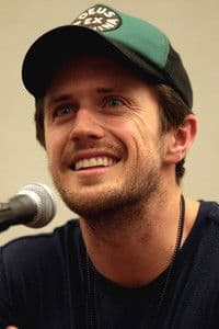 Pierce Brown photo