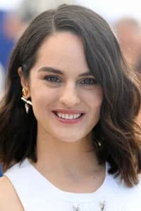 Noémie Merlant photo