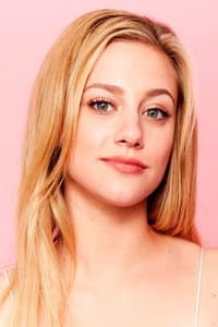 Lili Reinhart photo