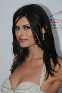 Nicole Holland photo