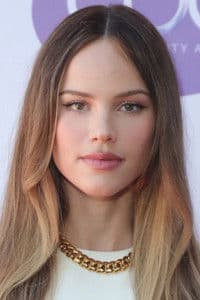 Halston Sage photo