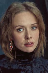 Amelia Eve photo