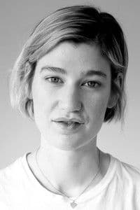 Grace Glowicki photo