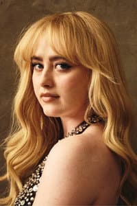 Kathryn Newton photo