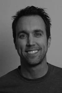Travis Sentell photo