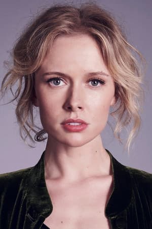 Amelia Eve